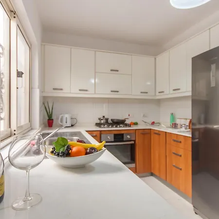 Villa Charm, Sea & Sun At St Maria Swieqi - Happy