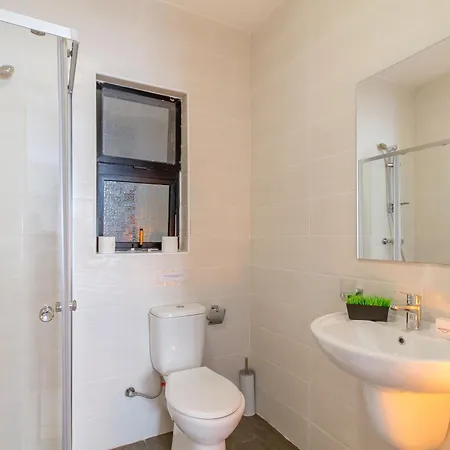 Villa Charm, Sea & Sun At St Maria Swieqi - Happy Is-Swieqi