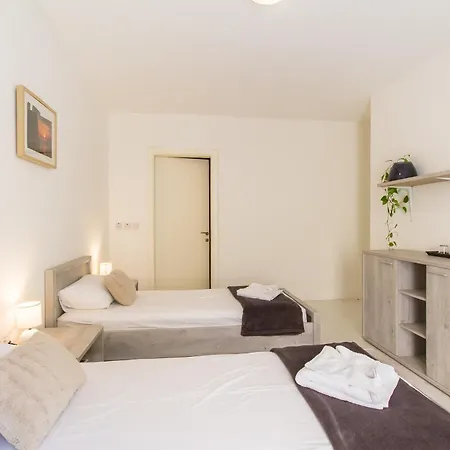 Villa Charm, Sea & Sun At St Maria Swieqi - Happy *