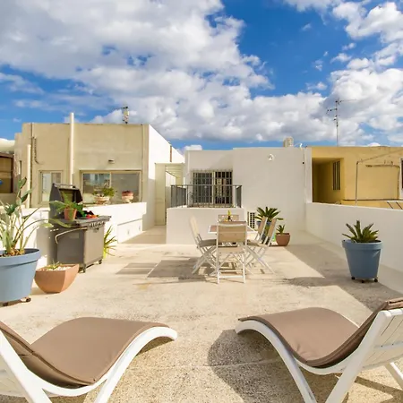 Villa Charm, Sea & Sun At St Maria Swieqi - Happy *